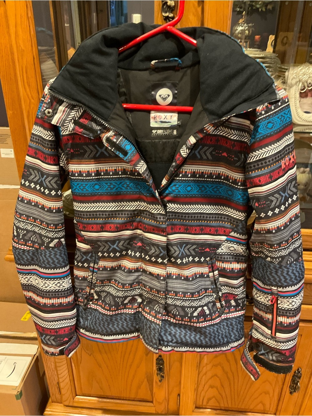 Roxy Girls Womens Patterned Puffer Jacket - Black with Blue & Red Accents Small